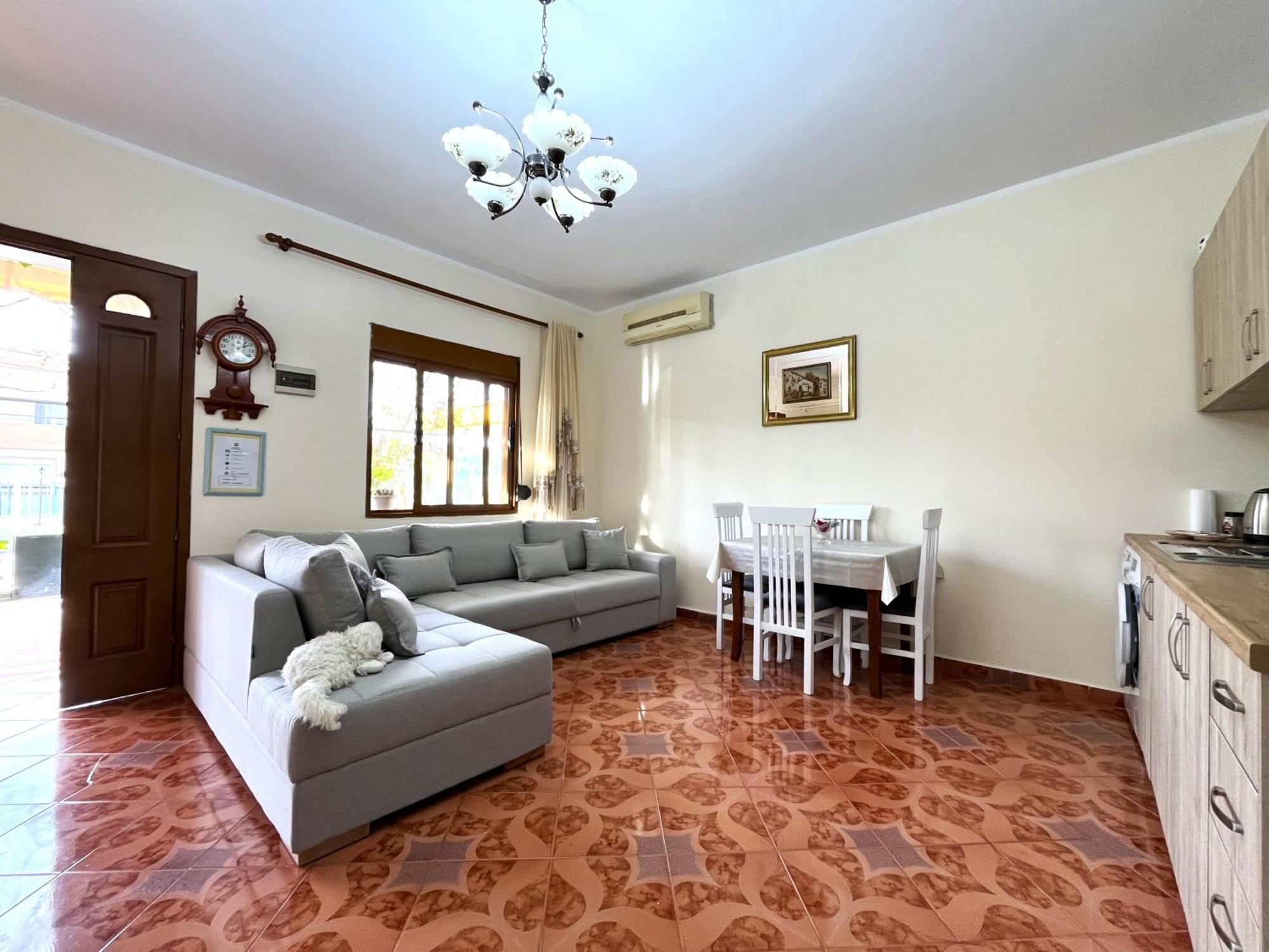 Beach & Chill Apartments Vlorë Exterior foto